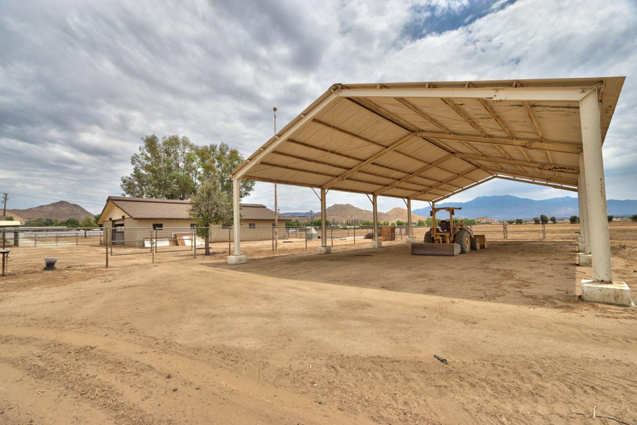 Updated Equestrian Estate with Covered Arena - photo 20