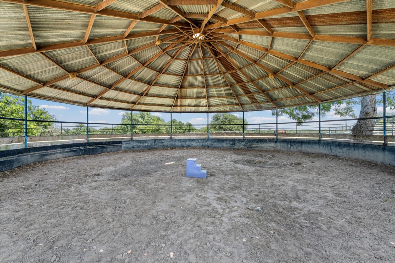 Beautiful 101 Acre Equestrian Facility & Residence - photo 20