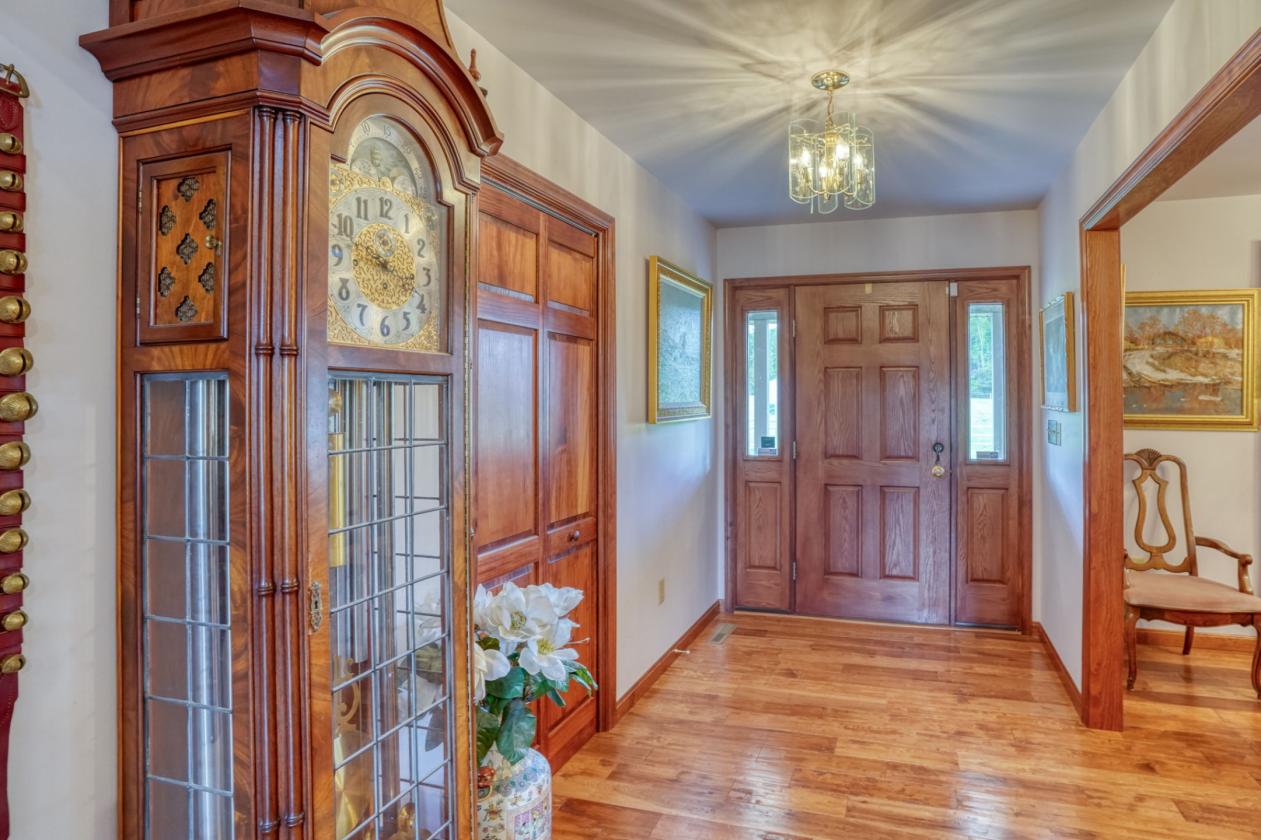 Turnkey Equestrian Estate on 10.9 Acres - photo 22
