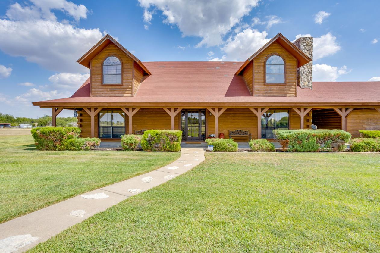 67-Acre Working Ranch & Luxury Log Home - photo 15