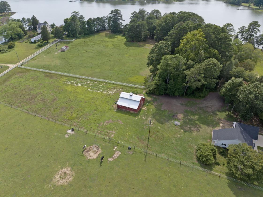 Mathews County, East River & Hobby Farm too! - photo 5