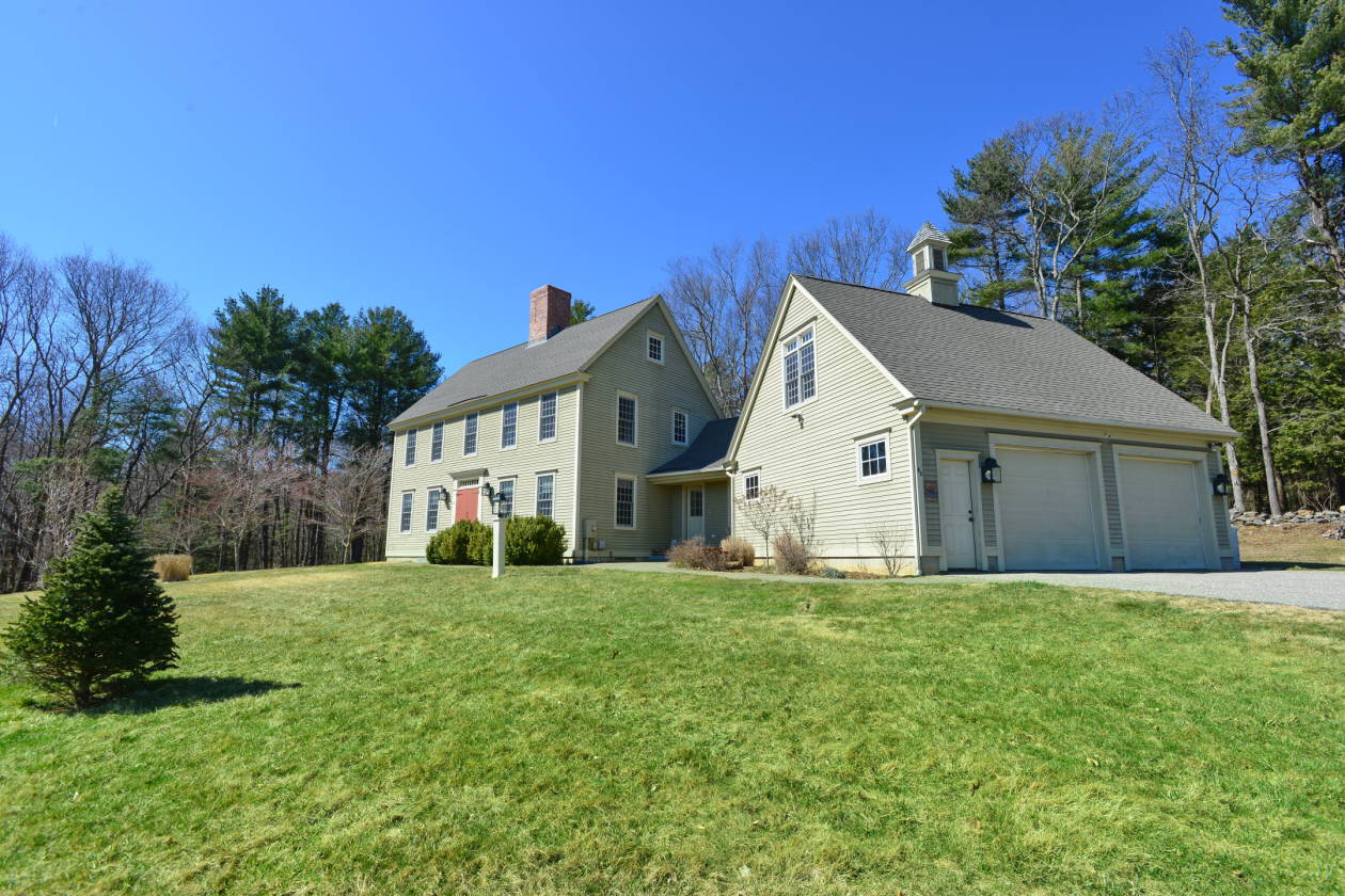 WOODSTOCK CT, HILLTOP HOME, ABUTTS STATE FORESTVIEWS! Woodstock