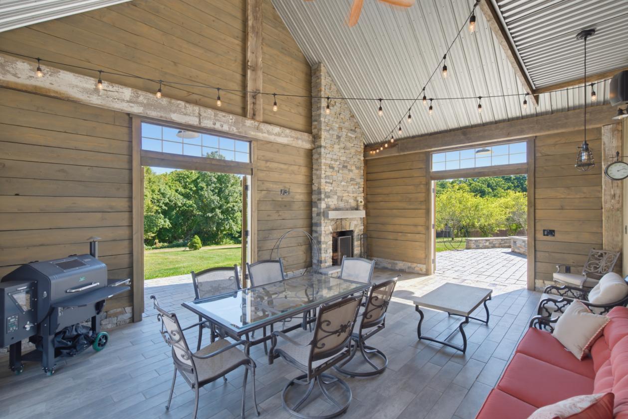 Equestrian Estate with endless possibilities - photo 22