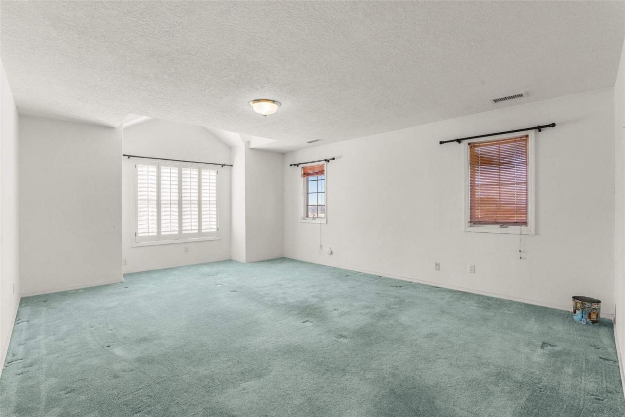 *** PRICE CHANGE***NOW $795,000 (WAS $900,000) - photo 17