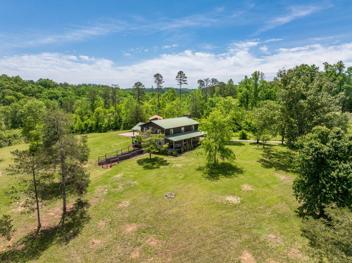 Horse Property for sale.