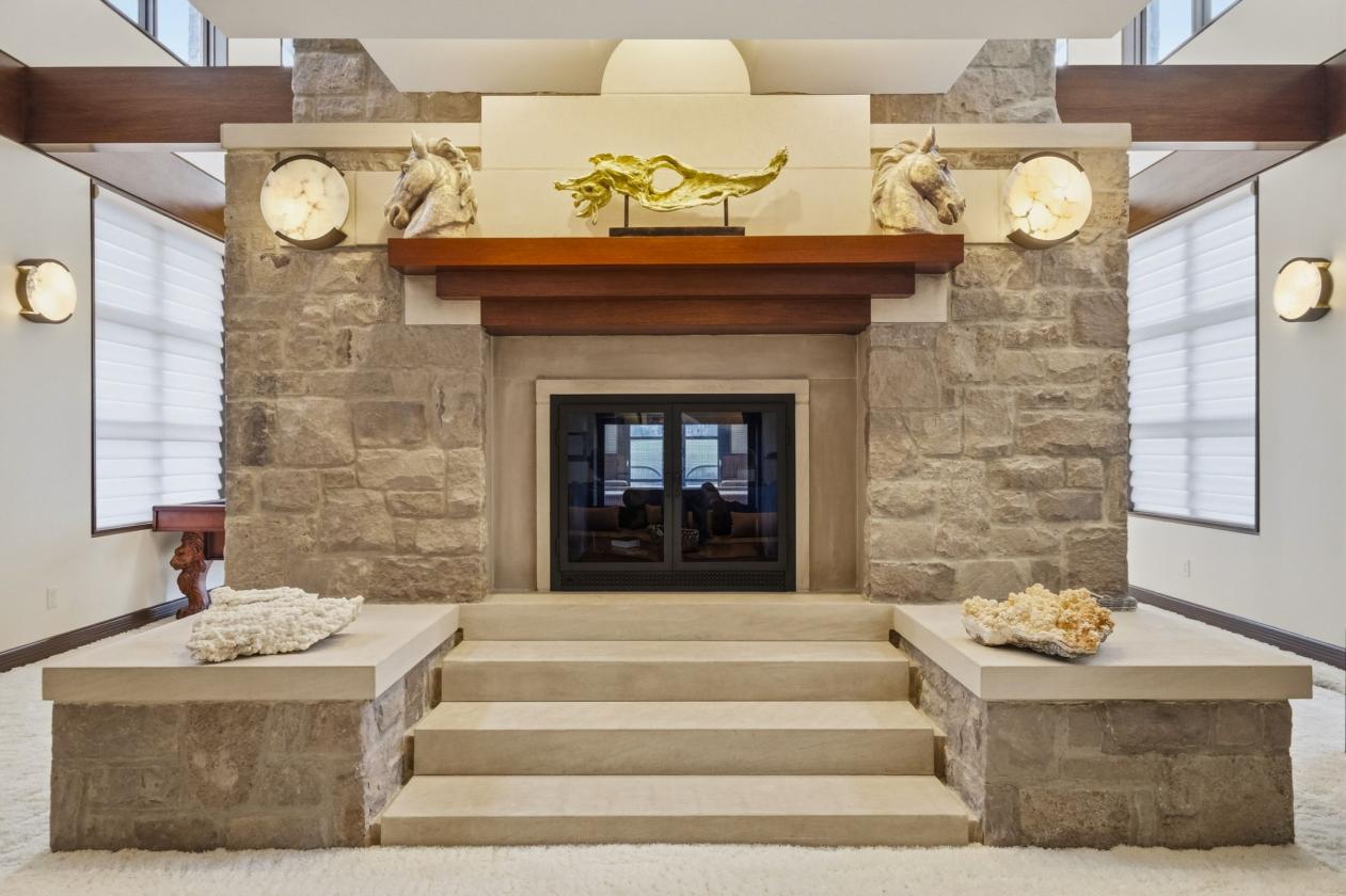 Stunning Equestrian Home! - photo 9