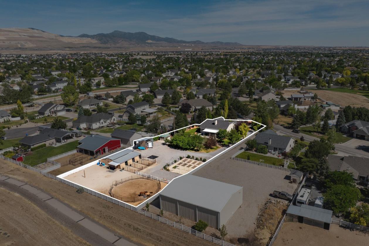 Horse Ready with Trail Access & Neighborhood Arena - photo 3