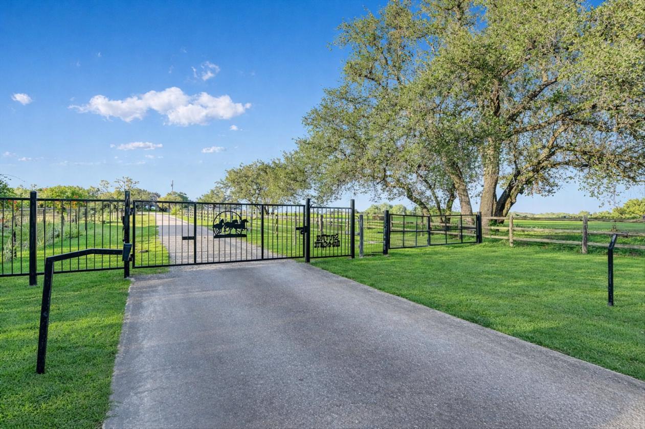8.55 ACRES + REMODELED HOME + 8 STALL BARN - photo 4