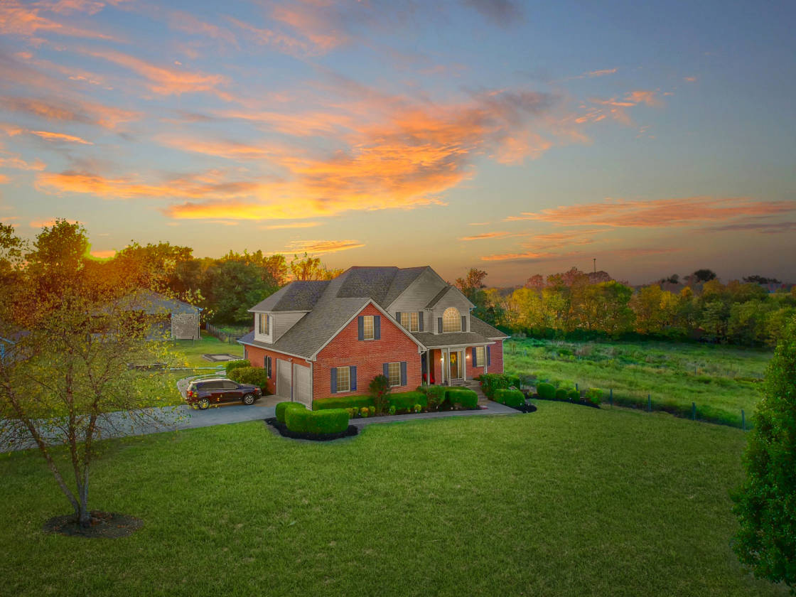 Luxury MiniFarm with 9.7 Acres and 5Stall Horse Barn Danville