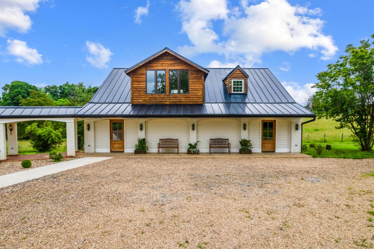 Magnificent Property on 112 Acres - photo 4