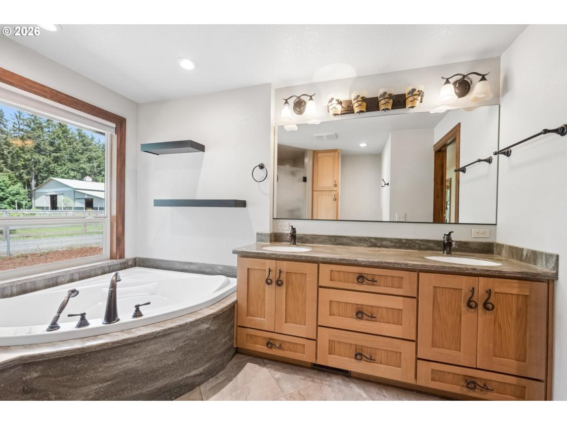Exceptional Riverfront Equestrian & Agarian Estate - photo 10