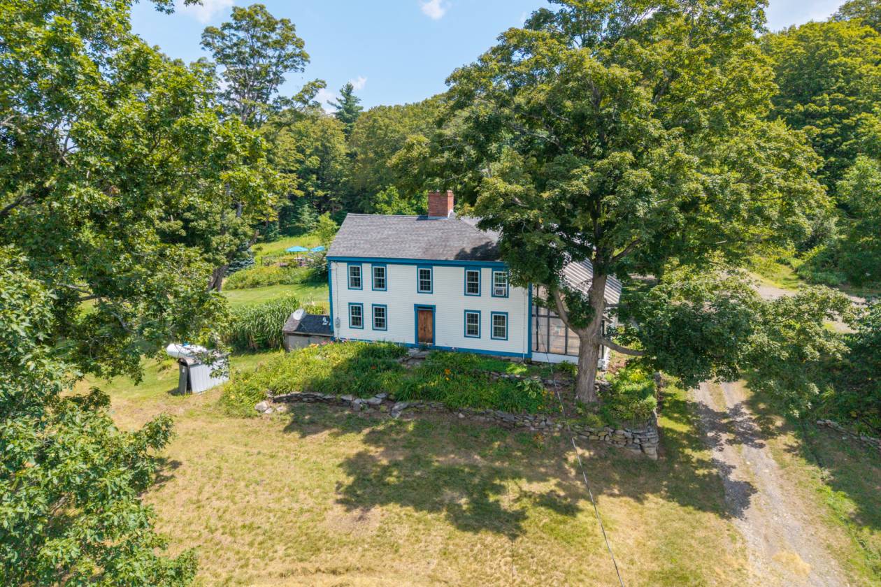 Horse Property for sale.