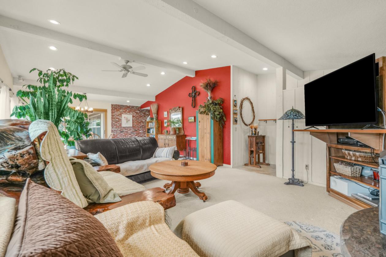 The Ultimate Horse Property with Indoor Arena - photo 5