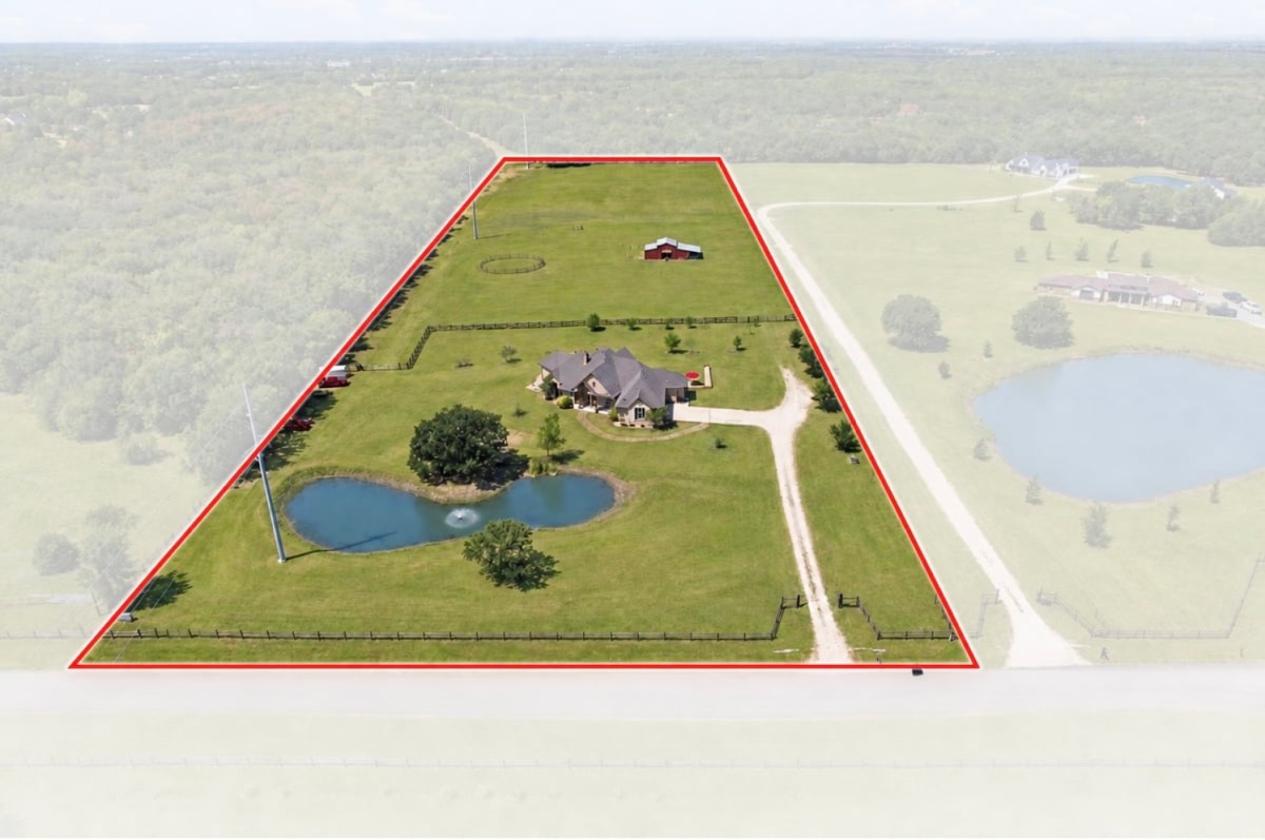 10 AC Horse Property, dual primary bedrooms - photo 30