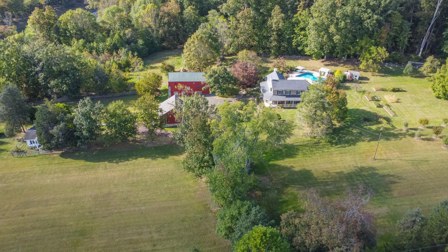 Historic 6+ Acre Horse Property with Barn, Pasture - photo 2