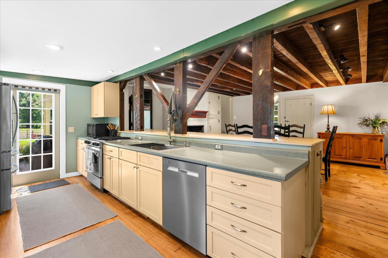 Welcome to 179 Lindbergh Road - photo 8