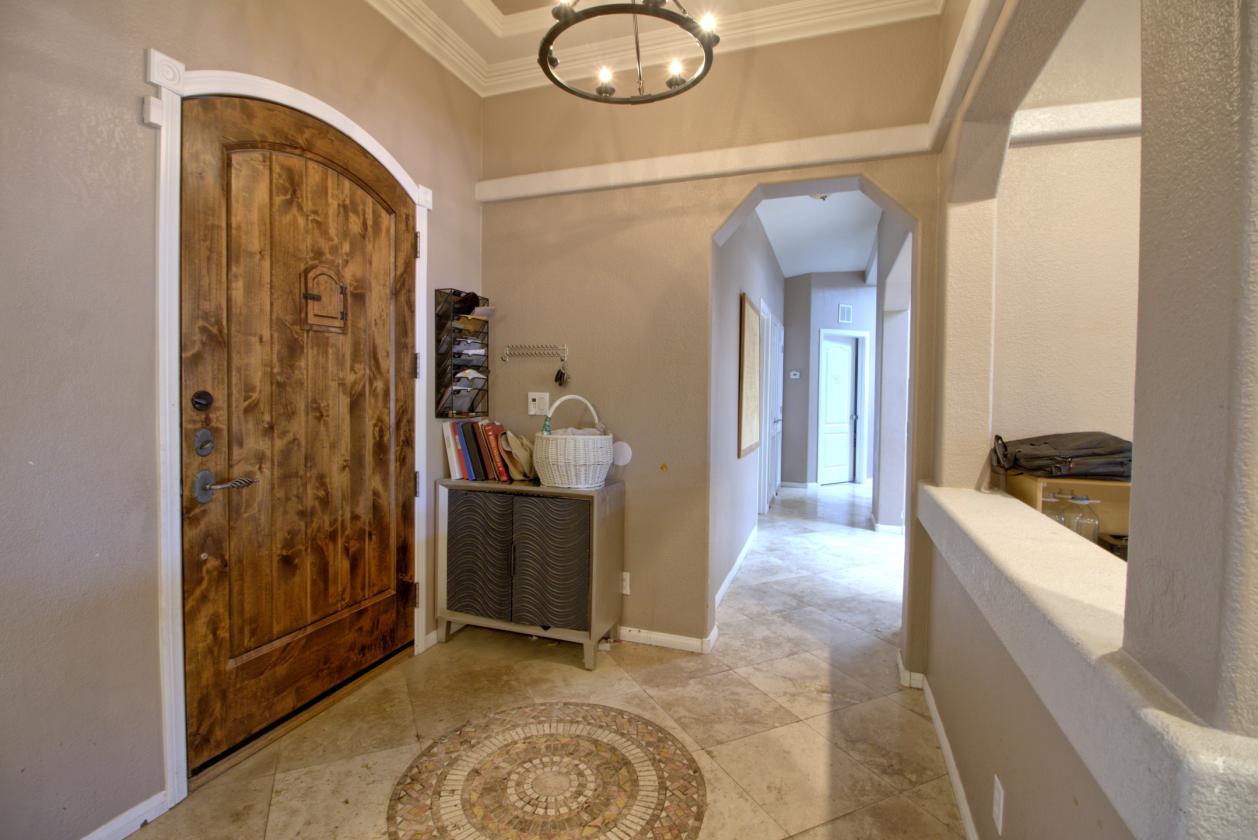 Horse property w/ Stables, RV garage ... - photo 5