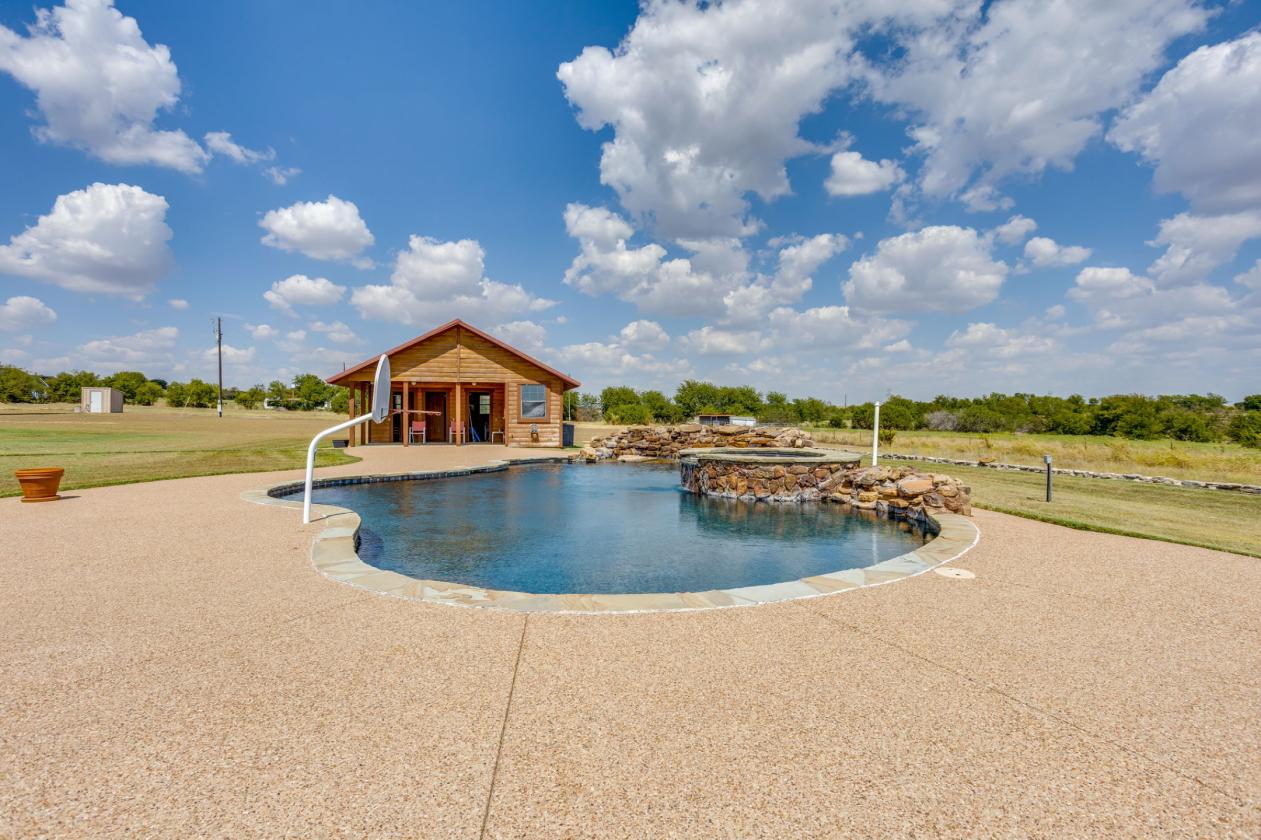 67-Acre Working Ranch & Luxury Log Home - photo 30