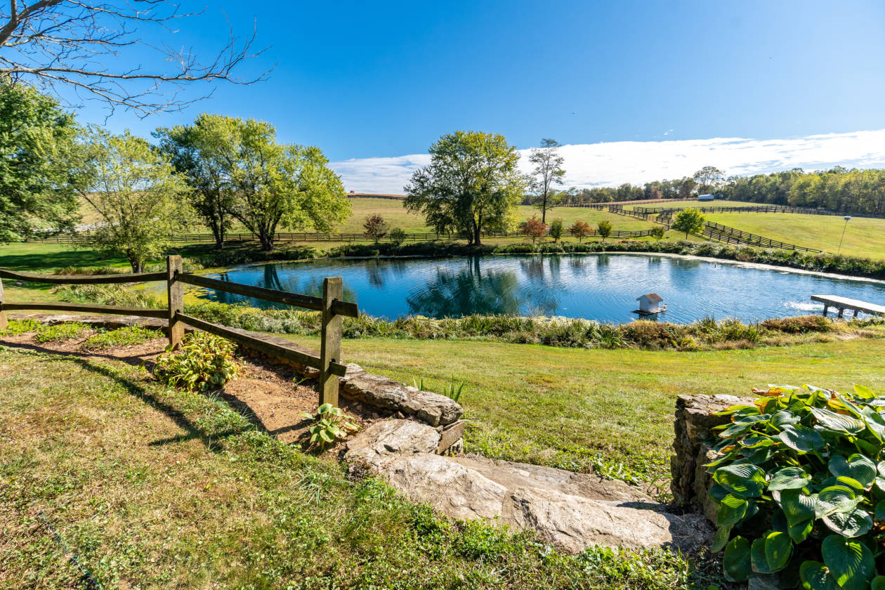 EQUESTRIAN ESTATE for sale Westminster, Carroll County, Maryland