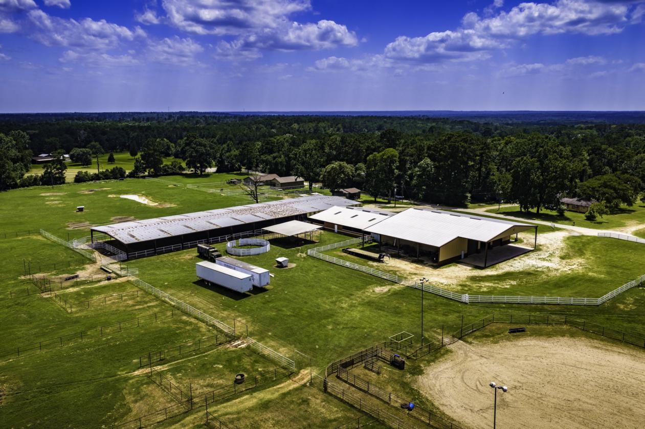 35.14± Acres | Premier Horse Property with Covered - photo 11