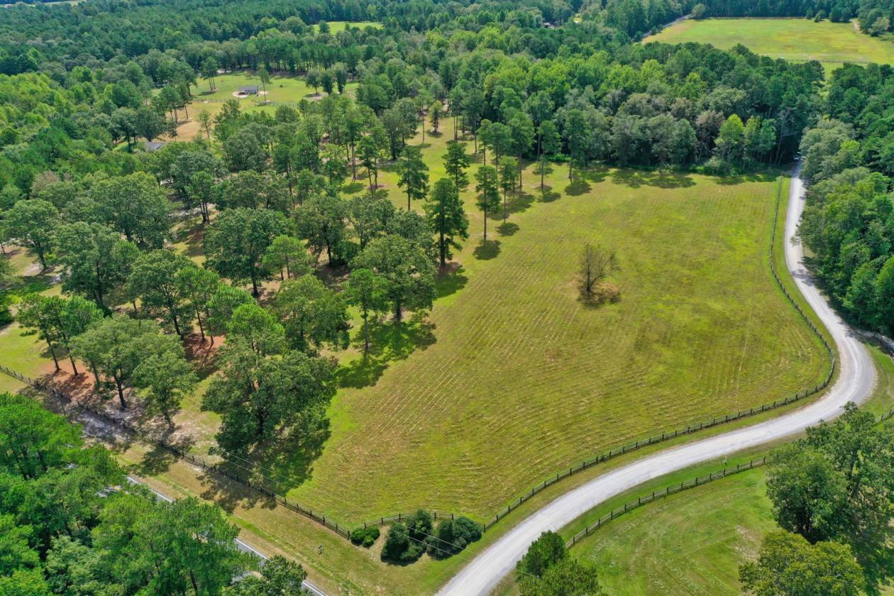 17 Acres in Horse CountryBuild your Dream Farm in Vass,... Vass