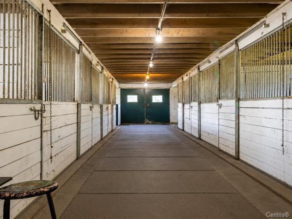 EXCEPTIONAL EQUESTRIAN ESTATE - photo 5