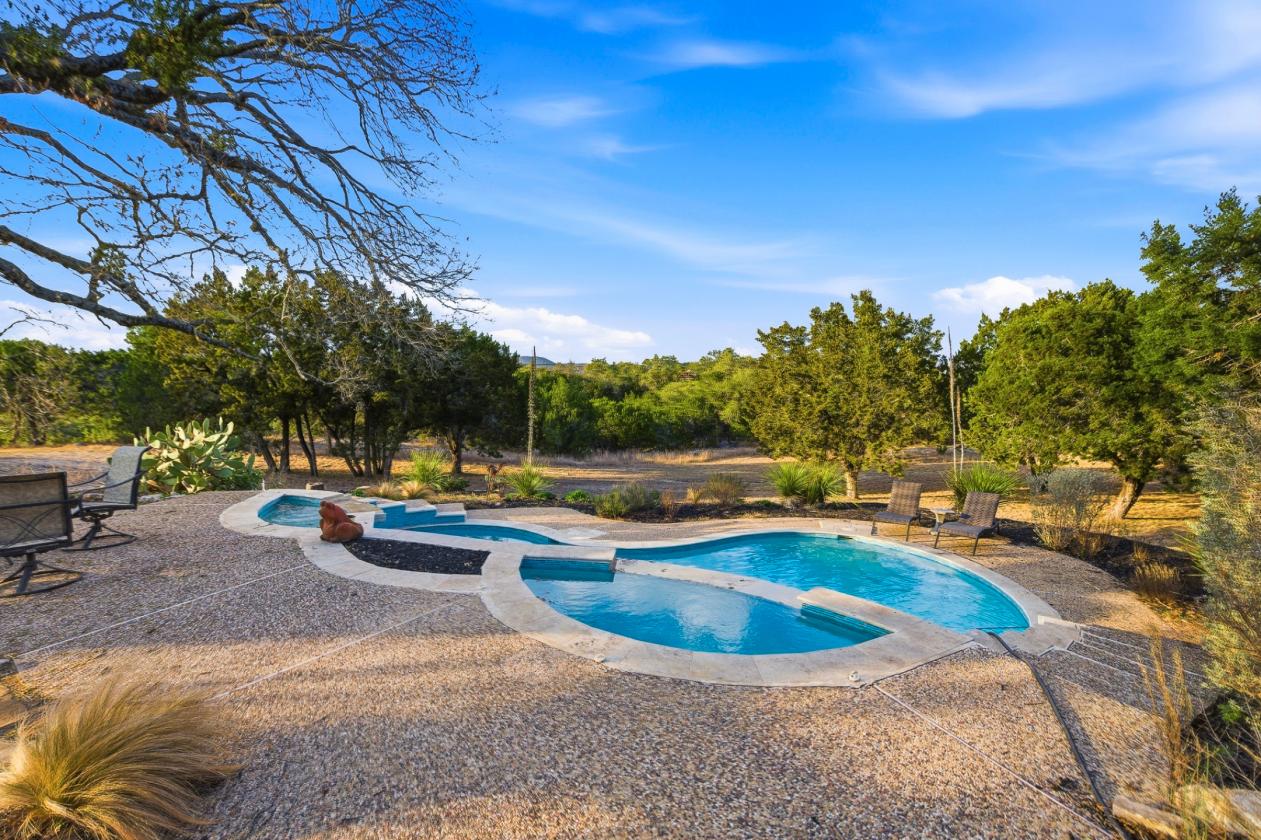 Luxury Equestrian Living on 29+ Acres with Views - photo 7