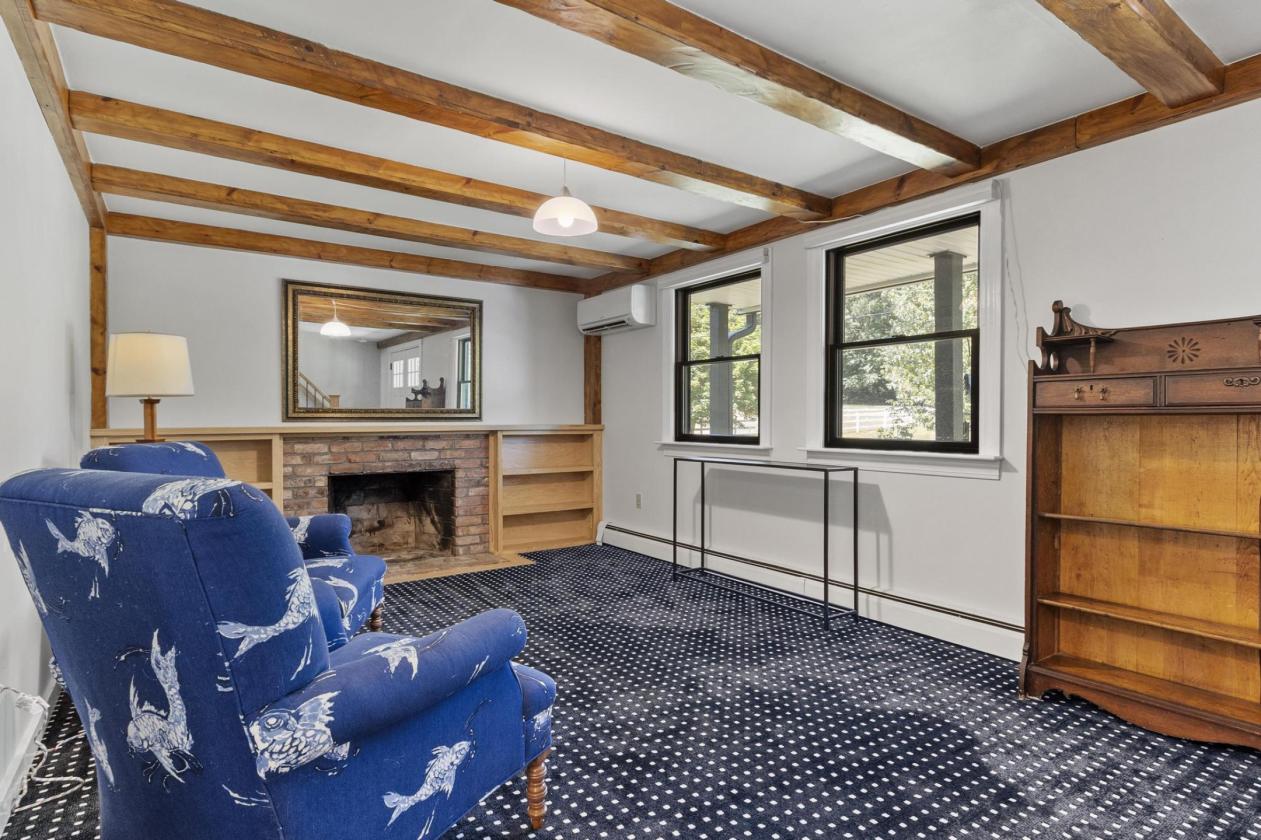MOVE IN READY! BEST DEAL IN TOWN! - photo 12
