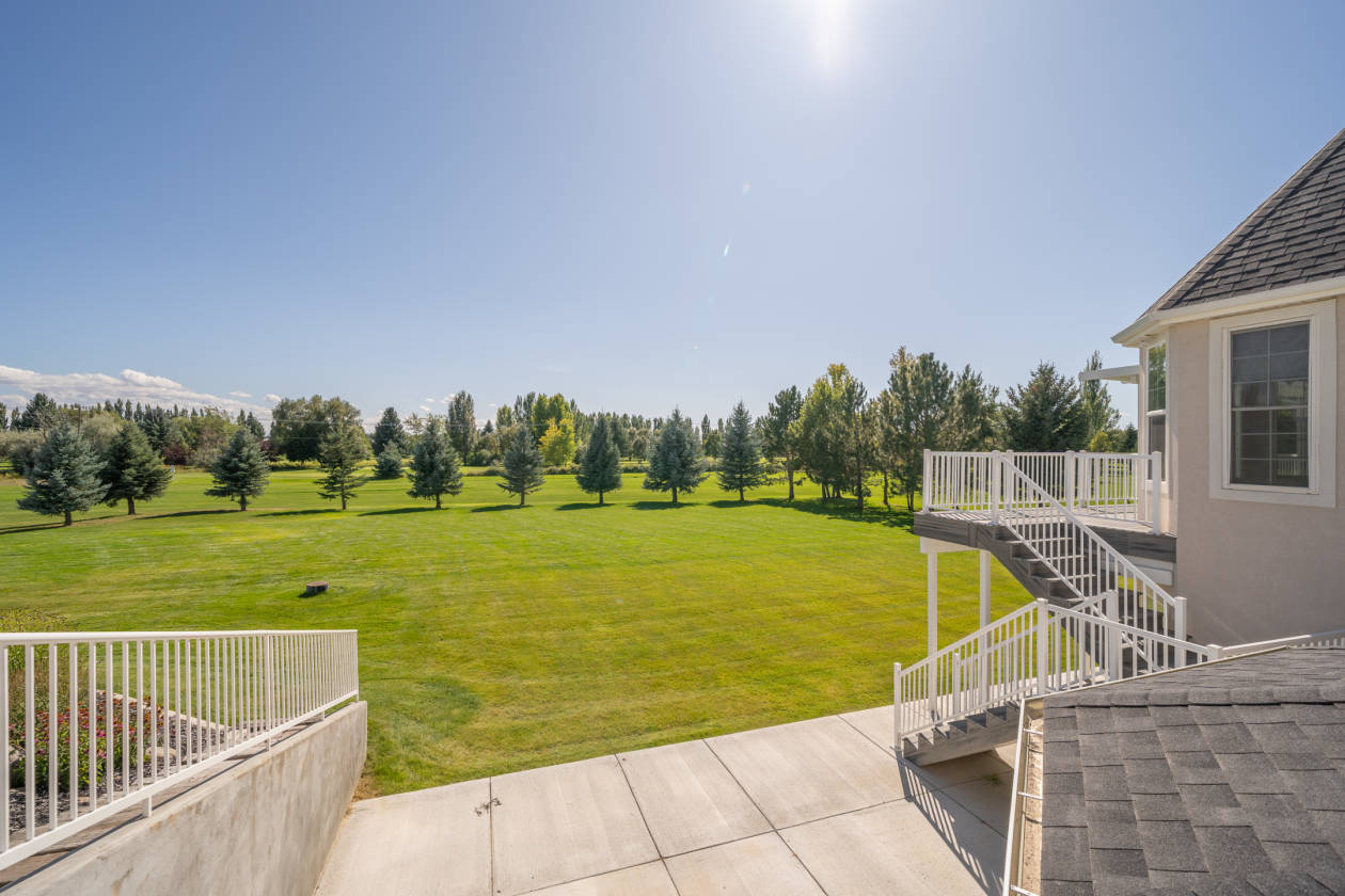 LUXURY Home on 23 ACRES on a SMALL TOWN GOLF... Aberdeen, Bingham