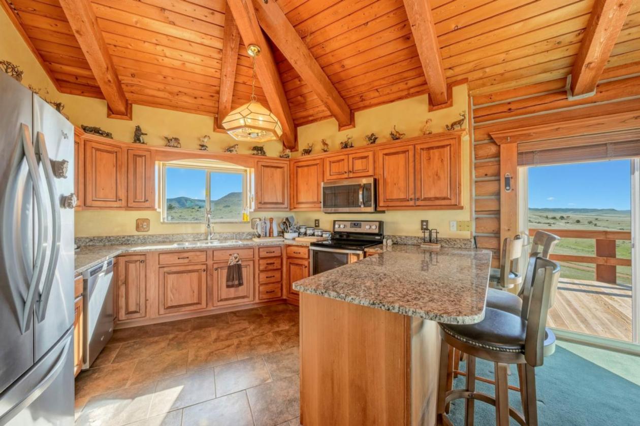 Premier Horse Property With Trophy Mule Deer - photo 14