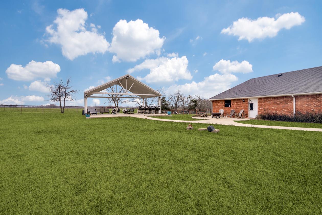 Gorgeous home on 23+ acres, ready for your horses. - photo 24