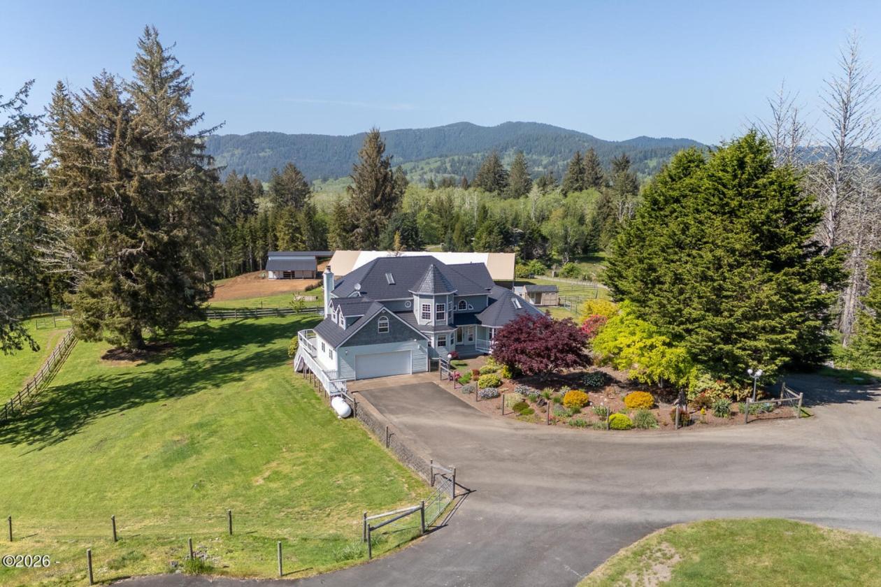 Exceptional Oregon Coast Estate - photo 7