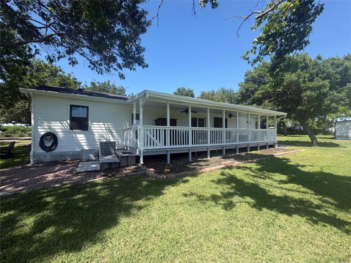 5.57 Secluded Acres Outside of the City Limits - photo 18