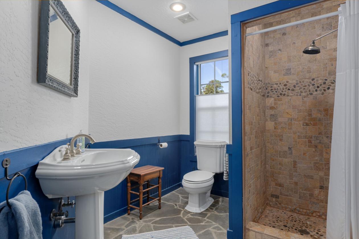 A Rare Equestrian Retreat in Pine Ridge Estates - photo 15