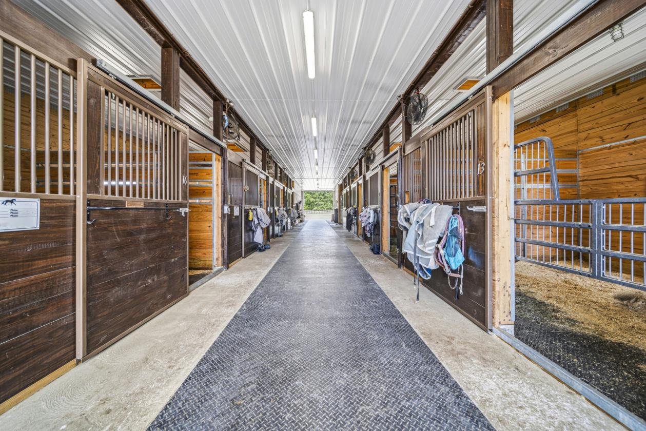 Meadow Creek Ranch Premier  Equestrian Estate - photo 16