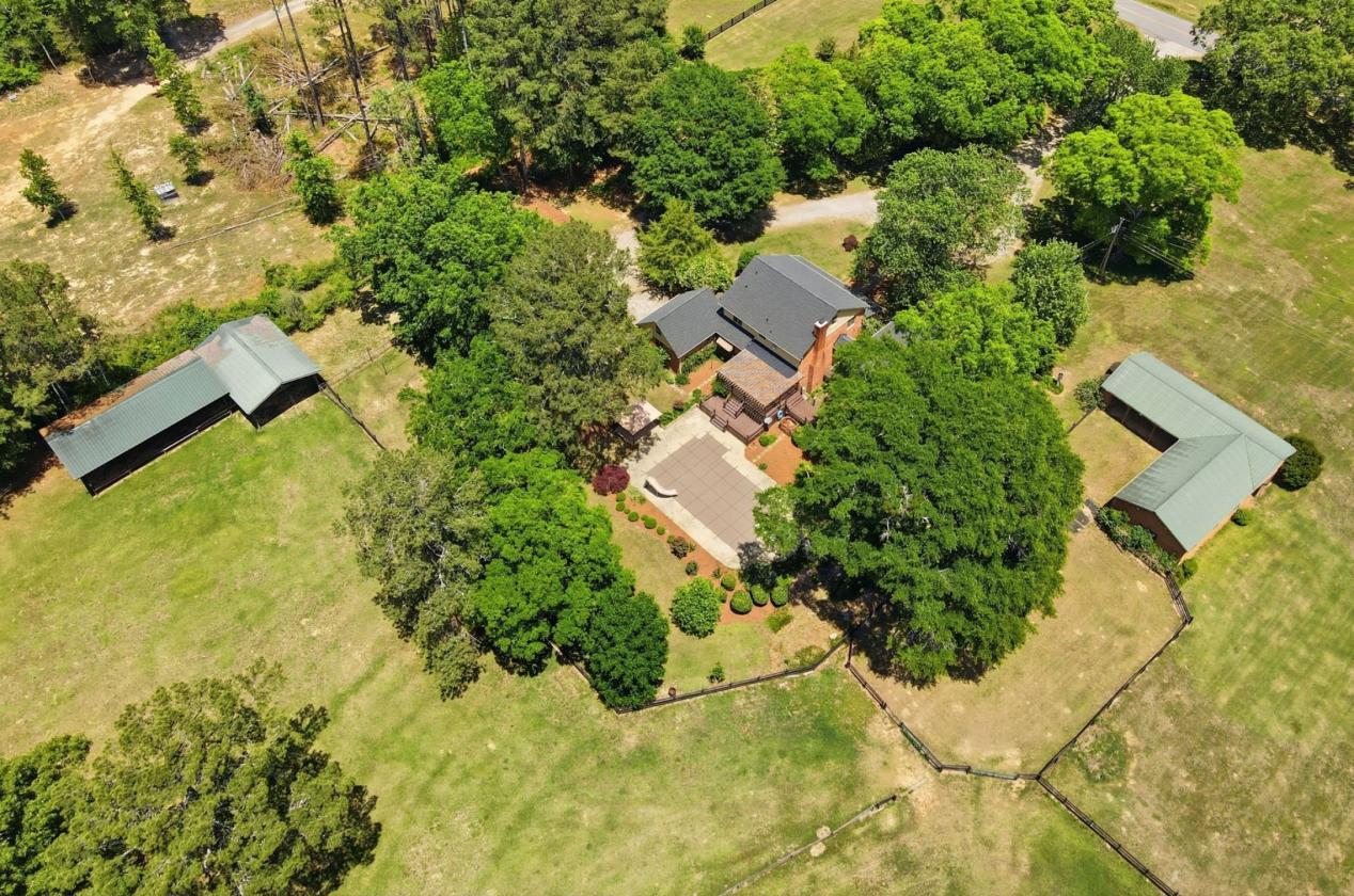 Breathtaking +/-16-Acre Equestrian Estate - photo 29
