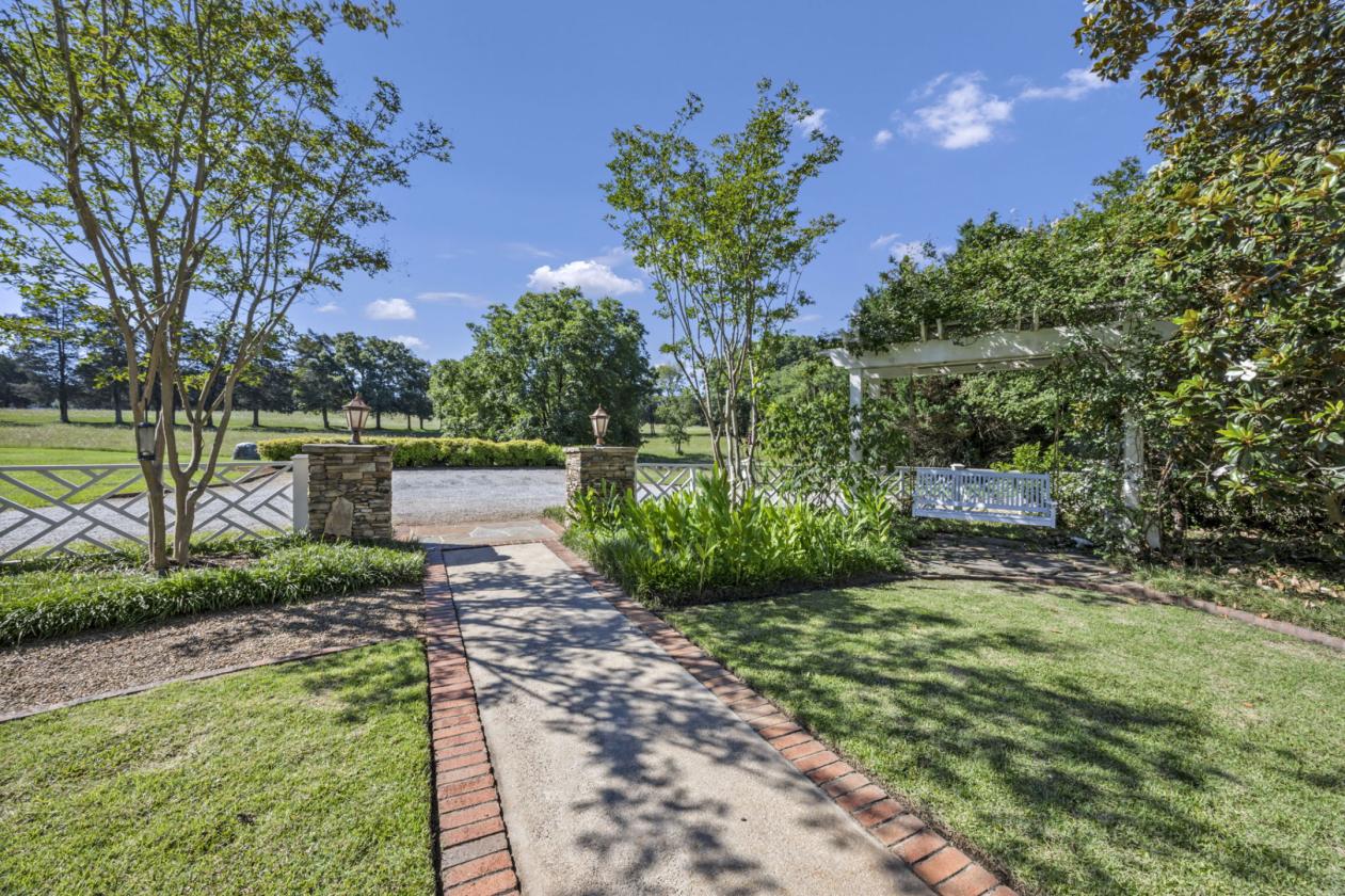 20+ acre estate with horse property potential - photo 26