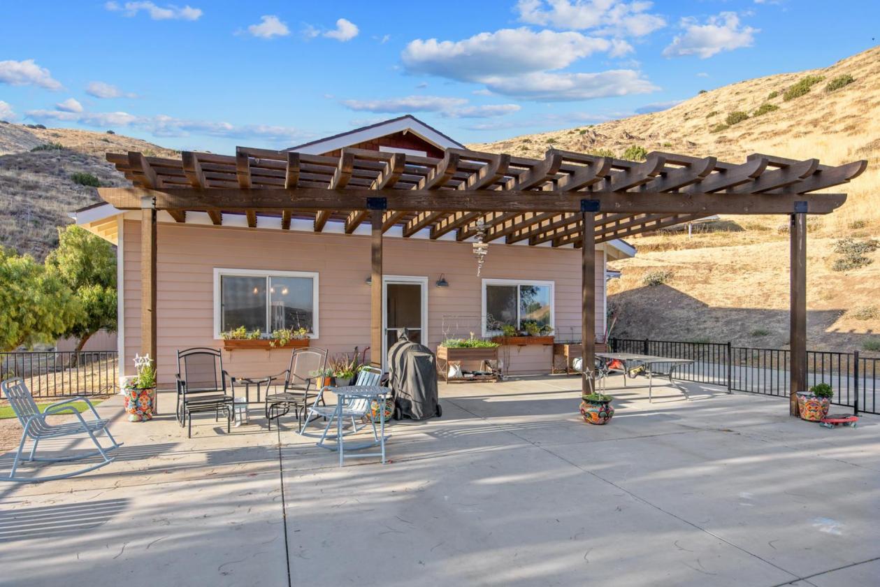 BEAUTIFUL AGUA DULCE VIEWS 160 ACRES - photo 11