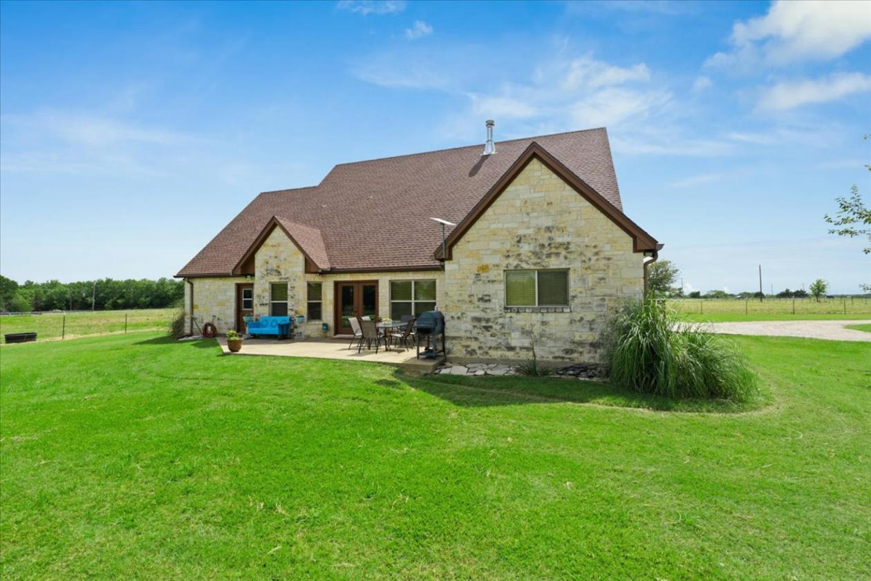 Custom home on 33 Acres! - photo 26