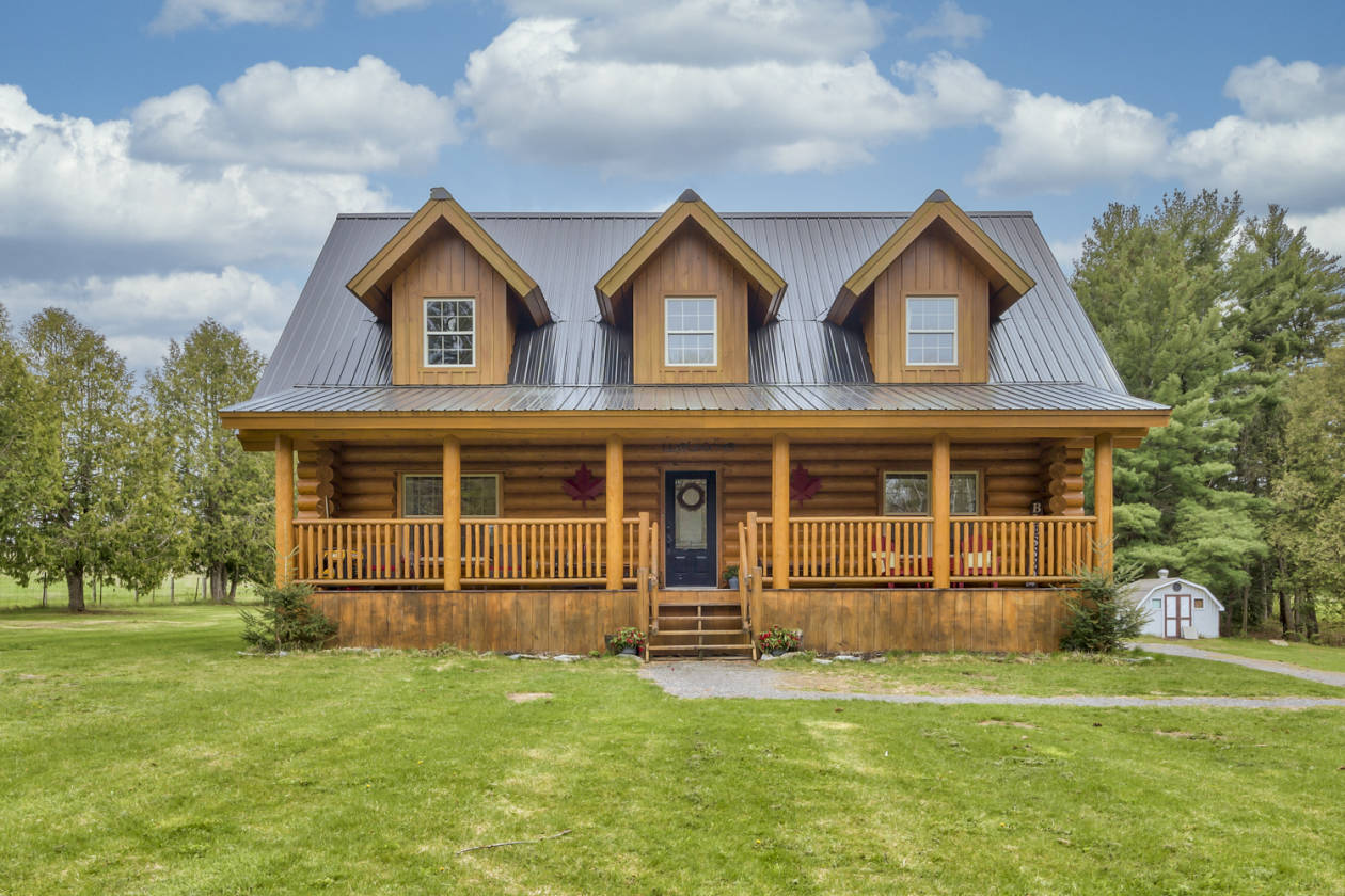 Horse Farms For Sale Ontario, Equestrian Properties For Sale Ontario