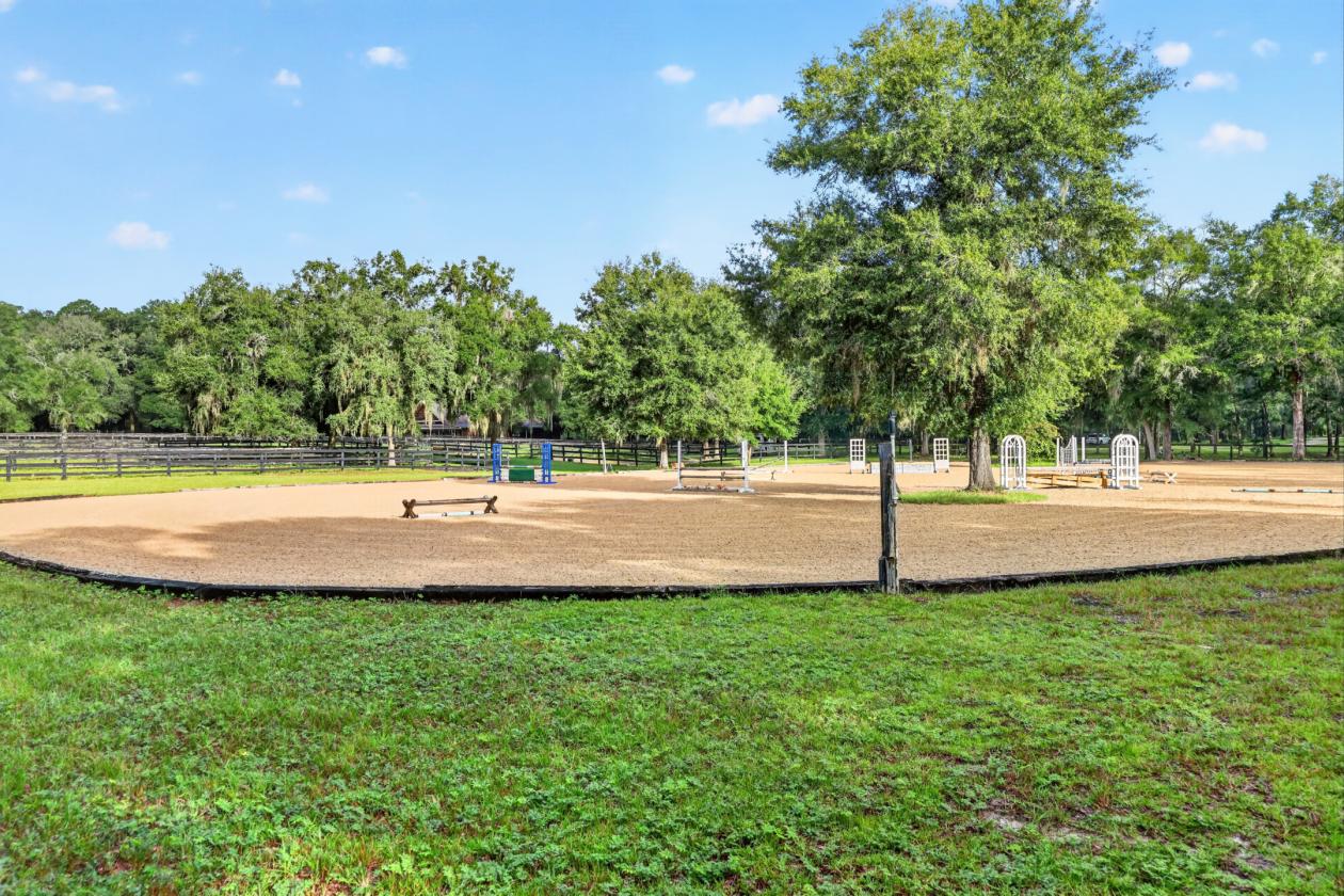 Turnkey 32-Acre Horse Property - photo 5