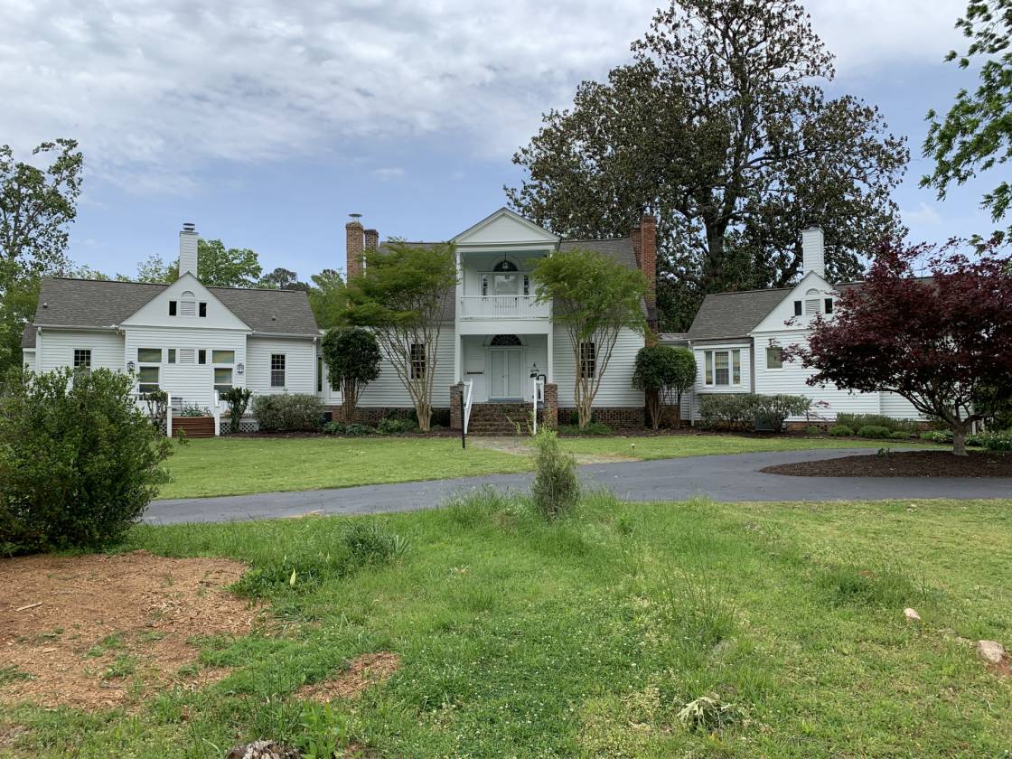 Sylvania195 year old Historic Home on 162 acres with nice... Bradley