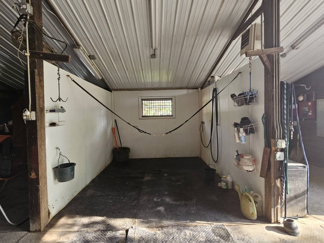 Exceptional 15-Acre Equestrian Facility! - photo 5