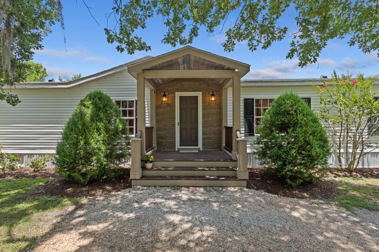 Equestrian opportunity on 2.5 AG-zoned acres - photo 3