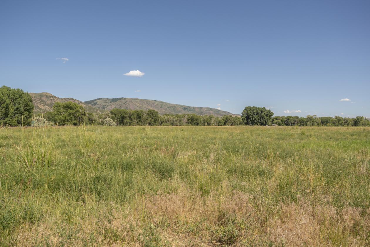 Beautiful Horse Property near the Snake River! - photo 26