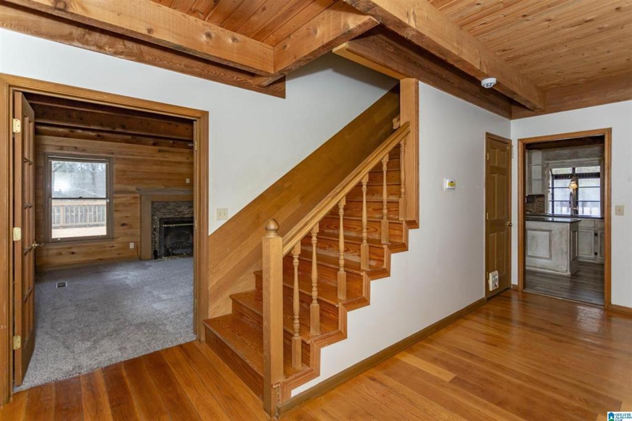 A Blend Of Rustic Charm and Functional Living - photo 19
