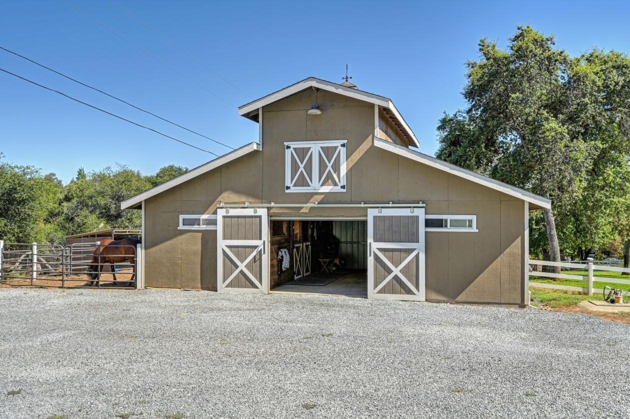 Country living at its finest! - photo 21