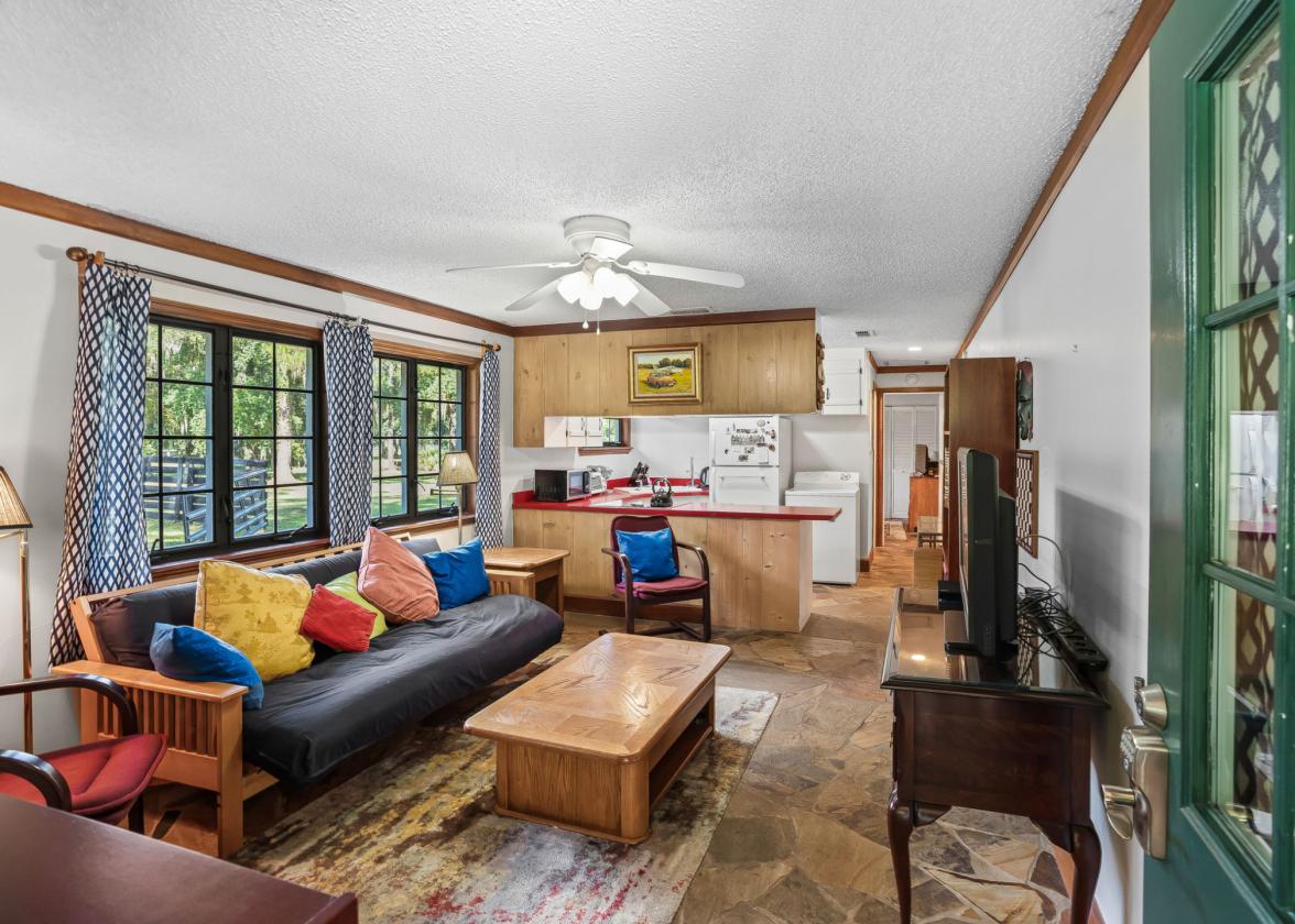 10+ Acres with Spacious Home and Apartment - photo 22
