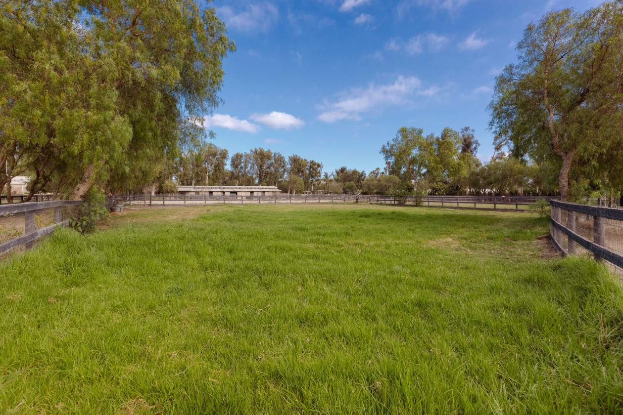 25 Acre Residential & Equestrian Facility - photo 21