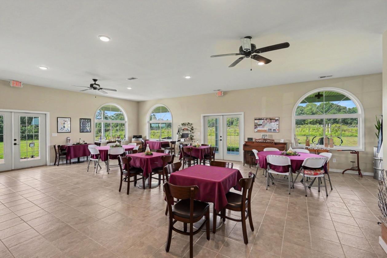 Caret Cellars Vineyard & Winery Auction on 45+- Ac - photo 7